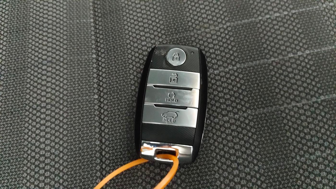 2023 KIA SONET HTK PLUS 1.0 IMT, Petrol, Manual, 53,942 km, Key Close Up