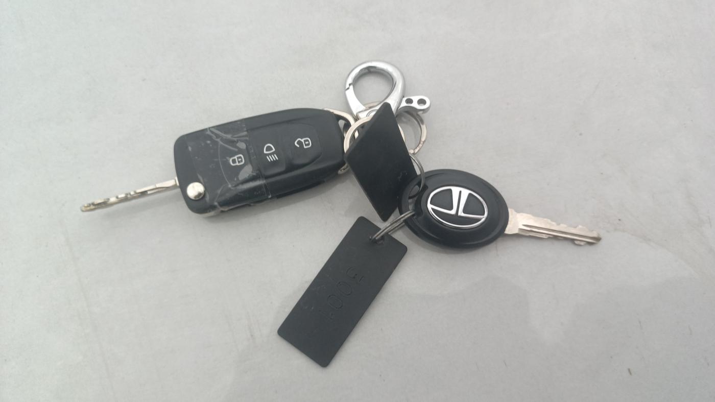 2018 Tata Tiago XZA PETROL, Petrol, Automatic, 45,507 km, Key Close Up