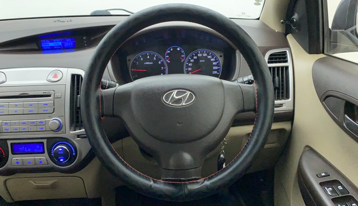2012 Hyundai i20 MAGNA (O) 1.2, Petrol, Manual, 50,213 km, Steering Wheel Close Up