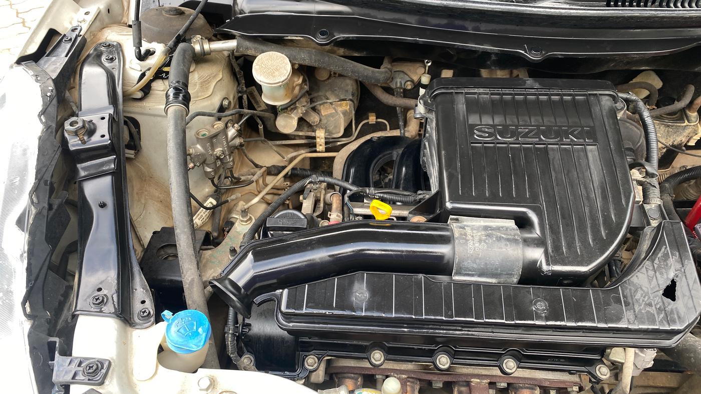 2017 Maruti Swift VXI, Petrol, Manual, 80,410 km, Engine View - Right
