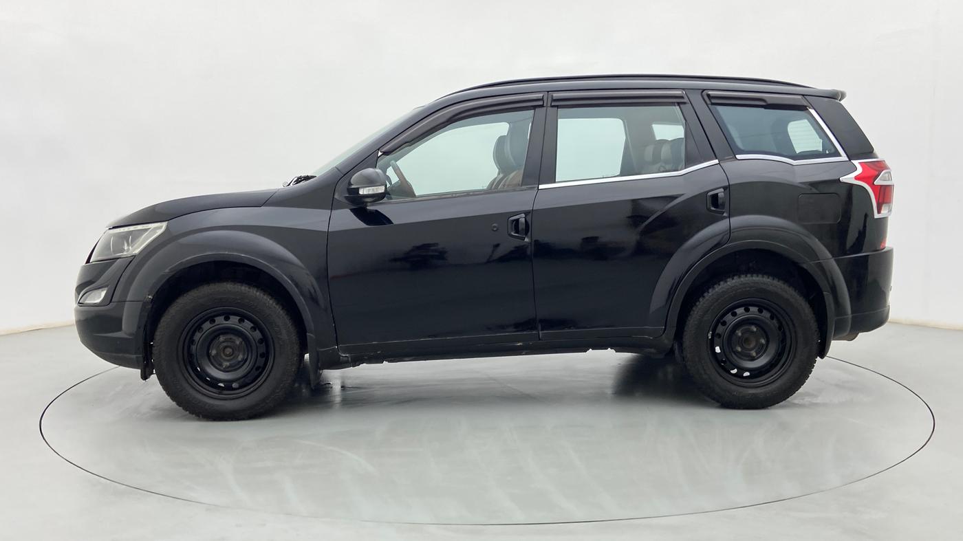 2018 Mahindra XUV500 W7, Diesel, Manual, 90,493 km, Left Side