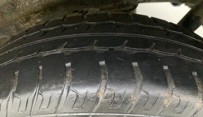 2010 Maruti Wagon R 1.0 VXI, Petrol, Manual, 84,625 km, Left Rear Tyre Tread