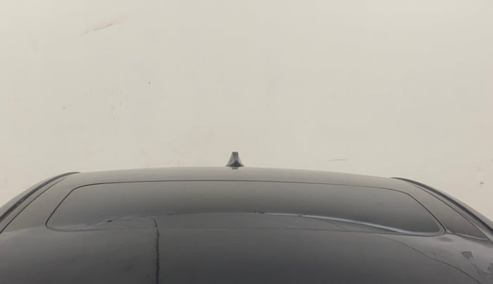 2017 Hyundai Verna 1.6 VTVT SX (O) AT, Petrol, Automatic, 34,773 km, Moonroof/ Sunroof