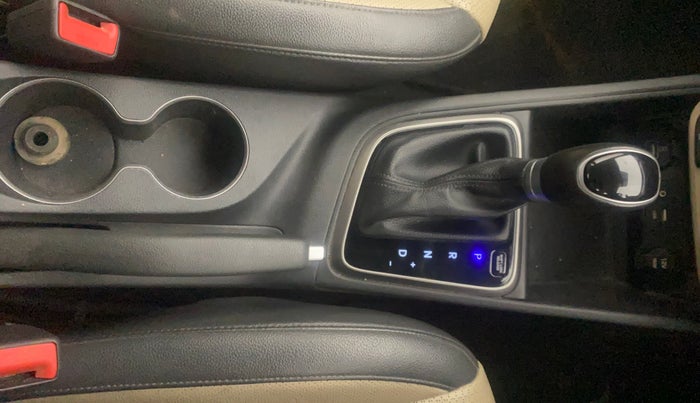 2017 Hyundai Verna 1.6 VTVT SX (O) AT, Petrol, Automatic, 34,773 km, Gear Lever