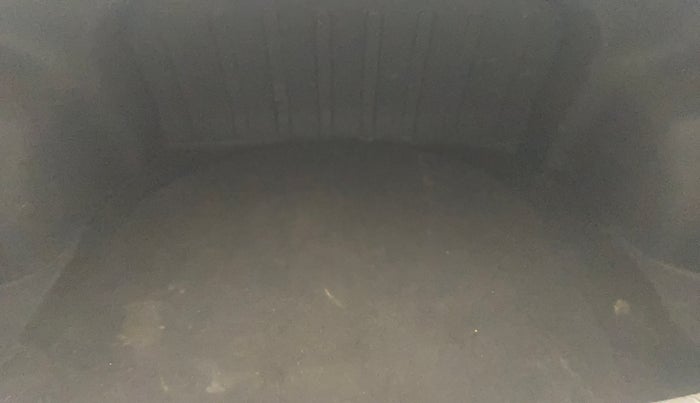 2017 Hyundai Verna 1.6 VTVT SX (O) AT, Petrol, Automatic, 34,773 km, Boot Inside