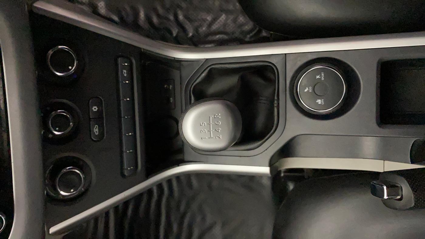 2019 Tata NEXON XM PETROL, Petrol, Manual, 55,684 km, Gear Lever