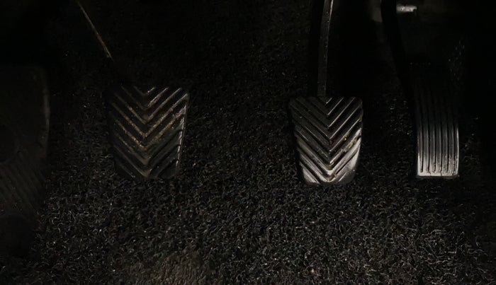 2020 Hyundai Elite i20 ASTA 1.2 (O), Petrol, Manual, 73,049 km, Pedals