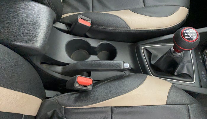 2020 Hyundai Elite i20 ASTA 1.2 (O), Petrol, Manual, 73,049 km, Gear Lever