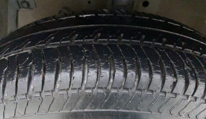 2015 Maruti Swift Dzire VXI 1.2 BS IV, Petrol, Manual, 23,976 km, Left Front Tyre Tread