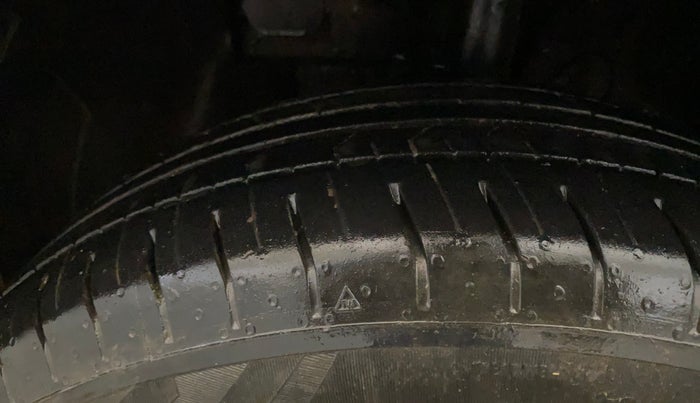 2023 Hyundai VENUE S(O) 1.2, Petrol, Manual, 8,416 km, Left Front Tyre Tread