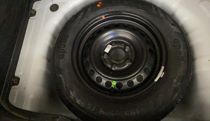 2023 Hyundai VENUE S(O) 1.2, Petrol, Manual, 8,416 km, Spare Tyre