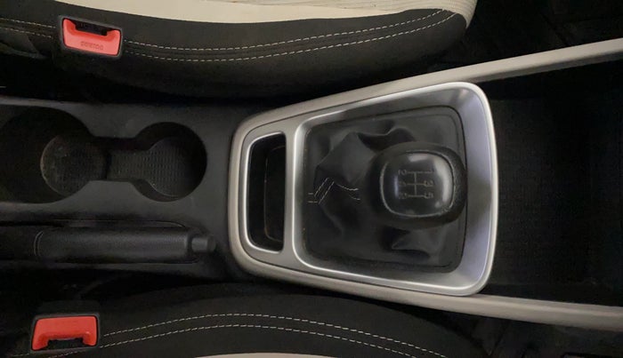 2023 Hyundai VENUE S(O) 1.2, Petrol, Manual, 8,416 km, Gear Lever