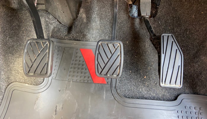 2024 Maruti Swift VXI, Petrol, Manual, 6,703 km, Pedals