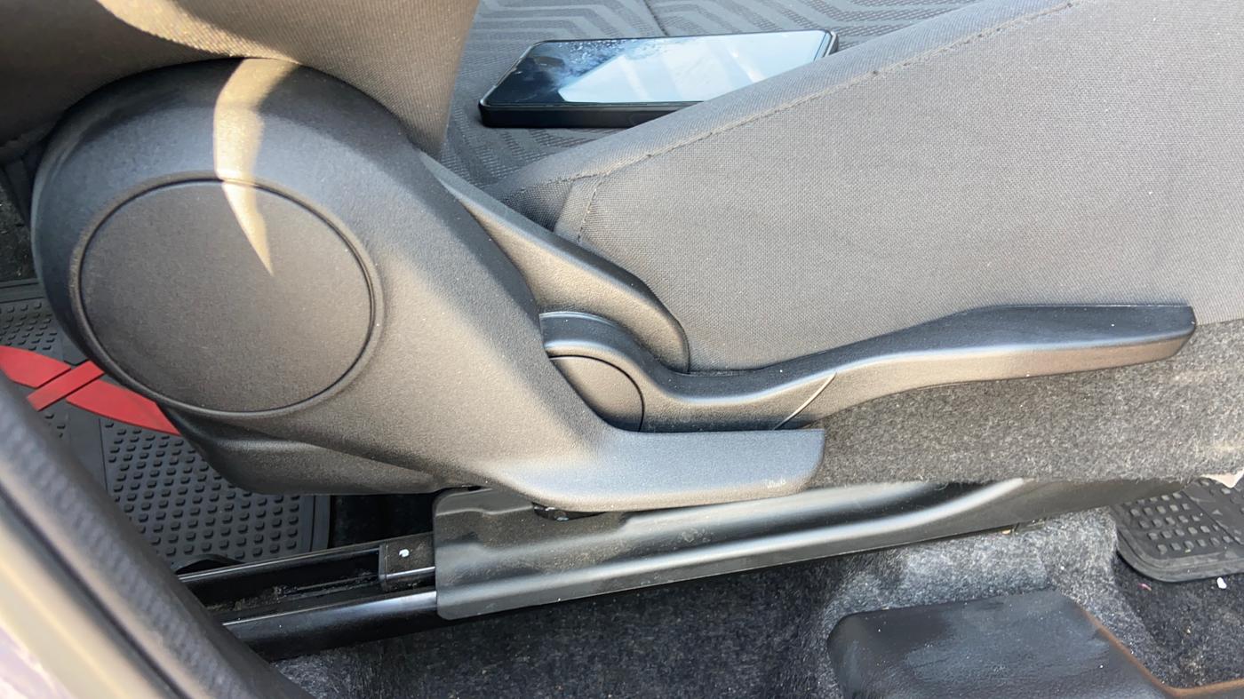 2024 Maruti Swift VXI, Petrol, Manual, 6,703 km, Driver Side Adjustment Panel