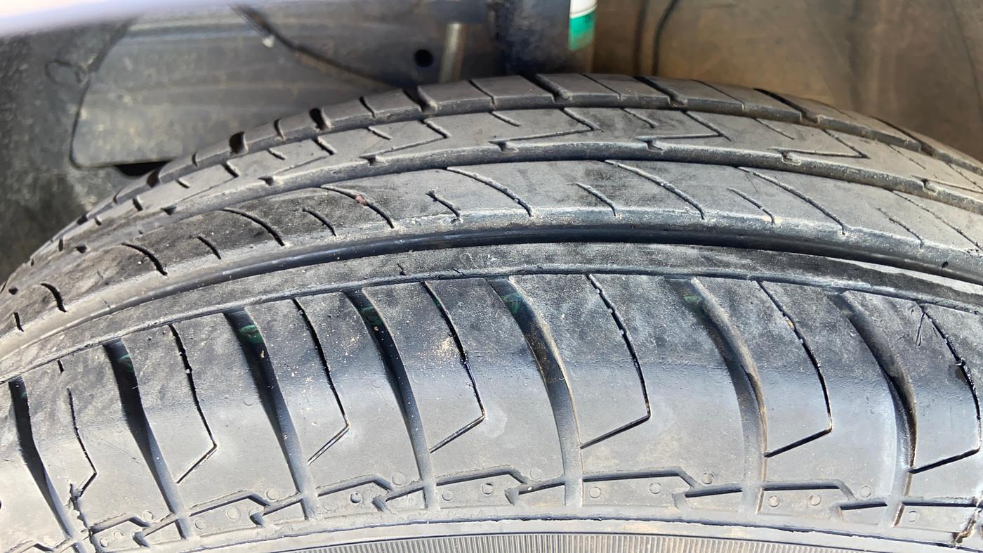 2024 Maruti Swift VXI, Petrol, Manual, 6,703 km, Left Front Tyre Tread
