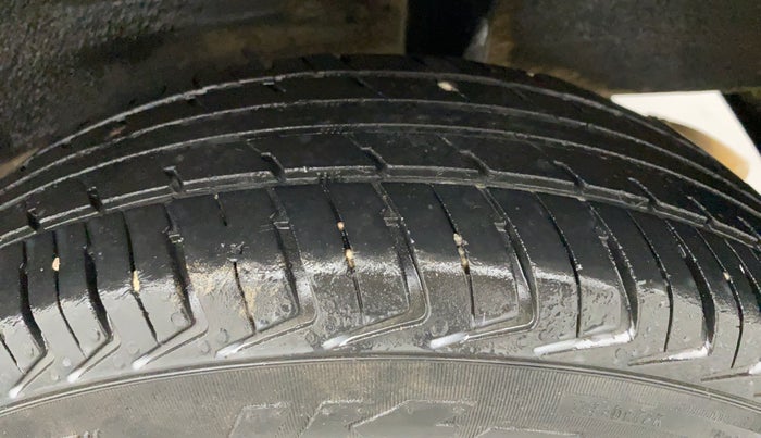 2019 Datsun Redi Go A, Petrol, Manual, 84,432 km, Left Rear Tyre Tread