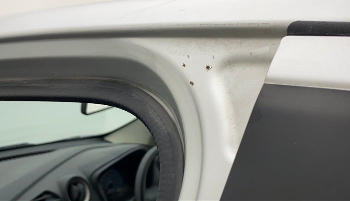 2019 Datsun Redi Go A, Petrol, Manual, 84,432 km, Left B pillar - Slight discoloration