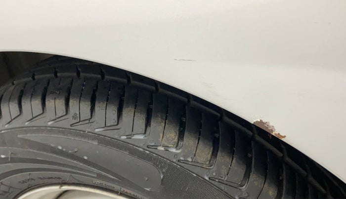 2019 Datsun Redi Go A, Petrol, Manual, 84,432 km, Left fender - Slight discoloration
