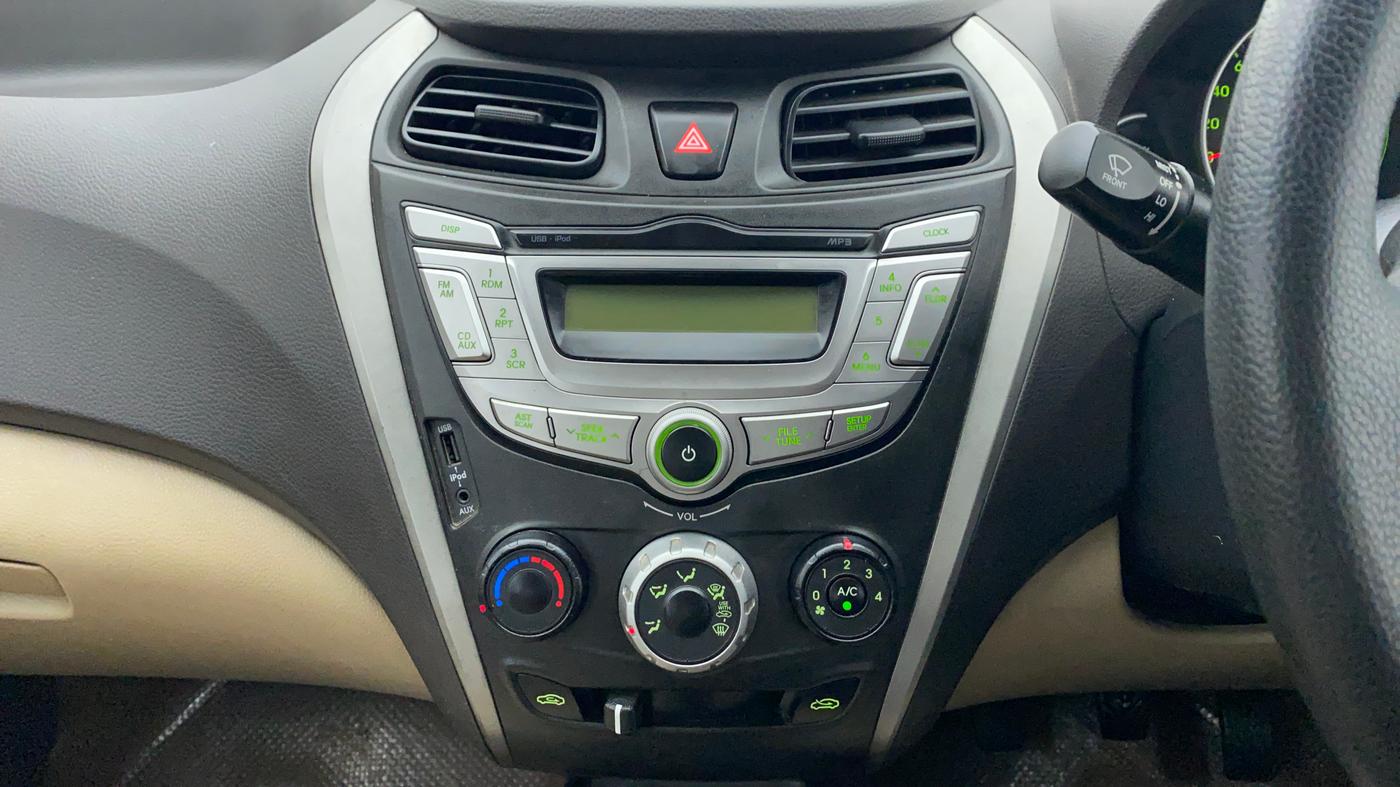 2014 Hyundai Eon MAGNA PLUS, Petrol, Manual, 61,358 km, Air Conditioner