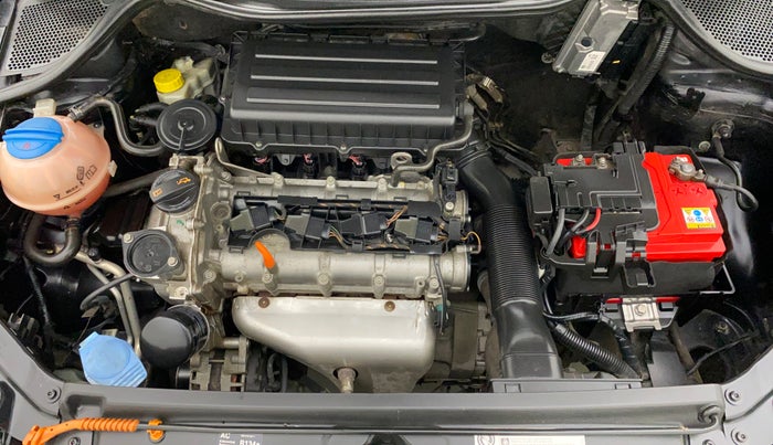 2011 Volkswagen Vento TRENDLINE 1.6, Petrol, Manual, 37,237 km, Open Bonet