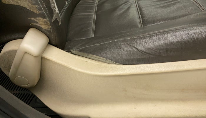 2011 Volkswagen Vento TRENDLINE 1.6, Petrol, Manual, 37,237 km, Driver Side Adjustment Panel