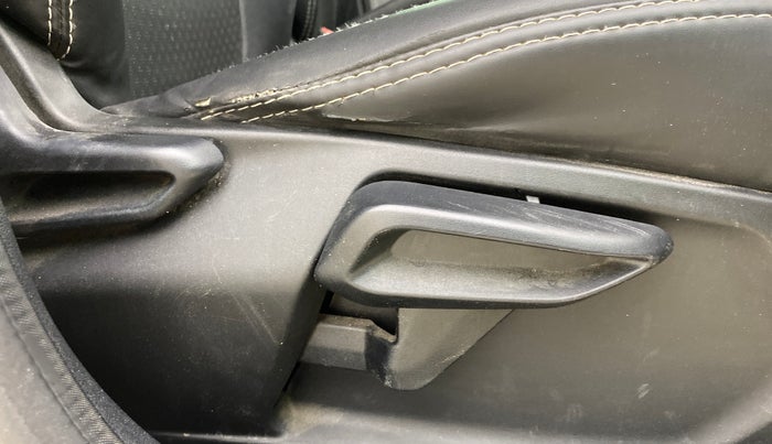 2023 Tata Tiago XTA PETROL, Petrol, Automatic, 37,806 km, Driver Side Adjustment Panel