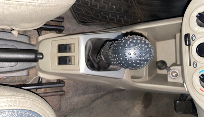 2018 Maruti Alto K10 VXI, Petrol, Manual, 34,527 km, Gear Lever