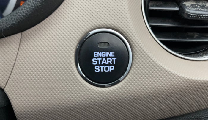 2014 Hyundai Grand i10 SPORTZ 1.2 KAPPA VTVT, Petrol, Manual, 86,481 km, Keyless Start/ Stop Button