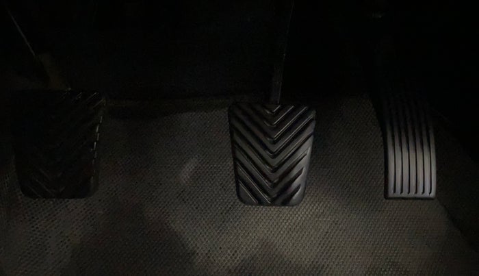 2017 Hyundai Elite i20 SPORTZ 1.2, CNG, Manual, 64,519 km, Pedals