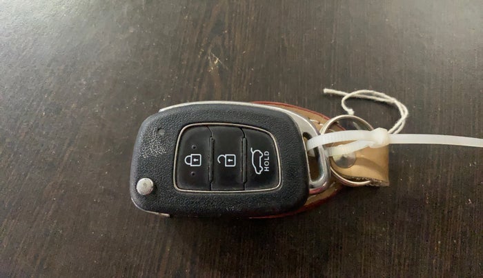 2017 Hyundai Elite i20 SPORTZ 1.2, CNG, Manual, 64,519 km, Key Close Up