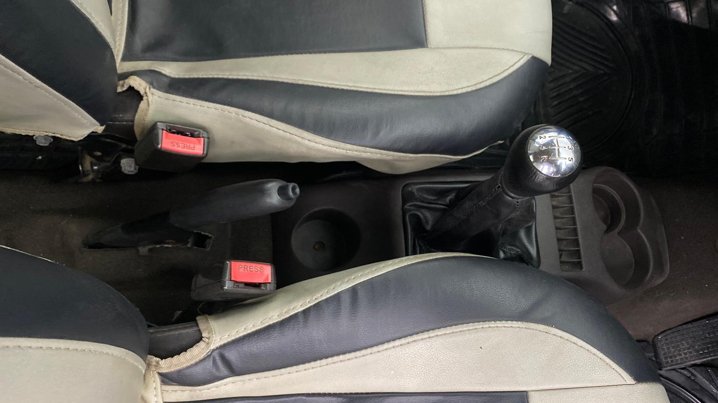2013 Hyundai Santro Xing GLS, Petrol, Manual, 87,610 km, Gear Lever