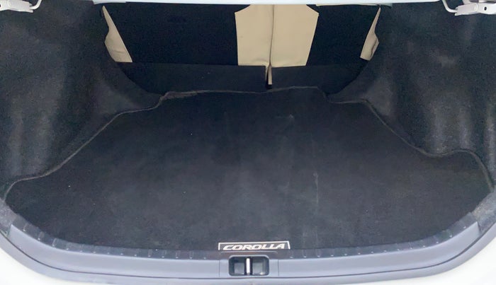 2017 Toyota Corolla Altis 1.8 G, Petrol, Manual, 21,248 km, Boot Inside