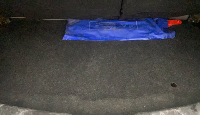 2016 Maruti Wagon R 1.0 VXI AMT, Petrol, Automatic, 85,608 km, Boot Inside