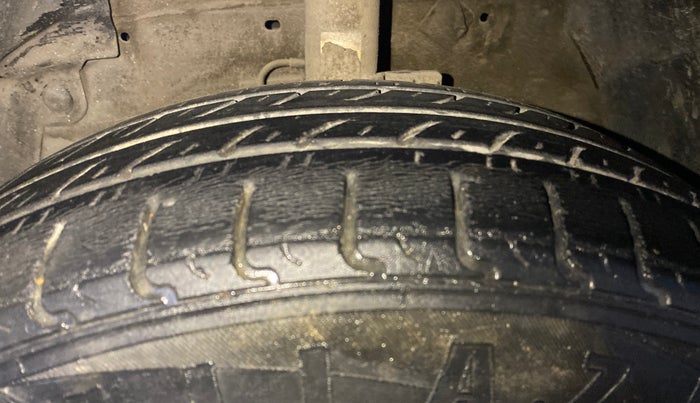 2016 Tata Bolt XM REVOTRON, Petrol, Manual, 37,267 km, Left Front Tyre Tread