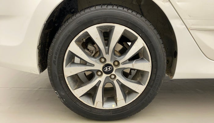 2013 Hyundai Verna FLUIDIC 1.6 VTVT SX OPT, Petrol, Manual, 91,163 km, Right Rear Wheel
