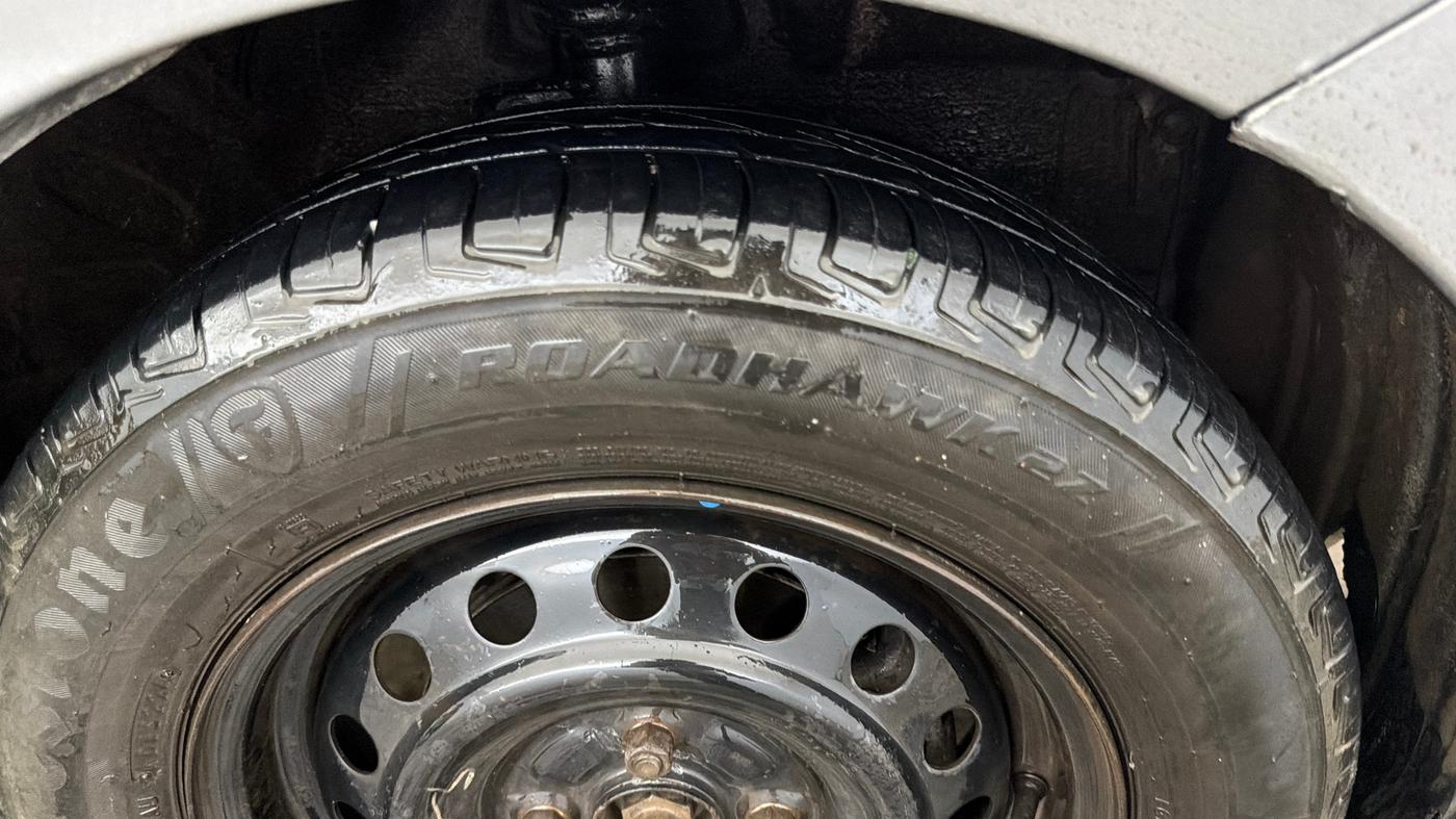 2019 Maruti Celerio VXI CNG, CNG, Manual, 88,182 km, Right Front Tyre Tread