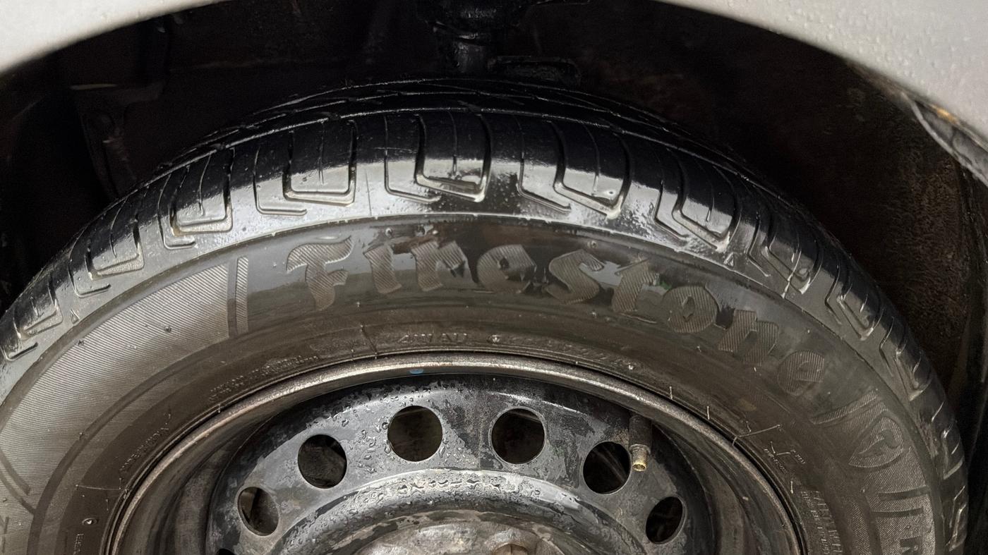 2019 Maruti Celerio VXI CNG, CNG, Manual, 88,182 km, Left Front Tyre Tread