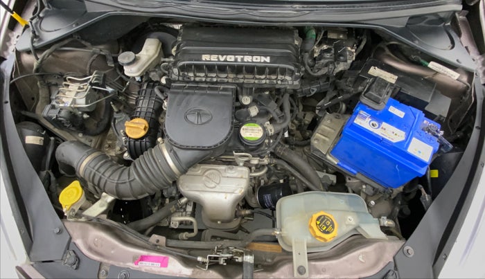 2016 Tata Tiago XZ 1.2 REVOTRON, Petrol, Manual, 43,518 km, Engine Bonet View