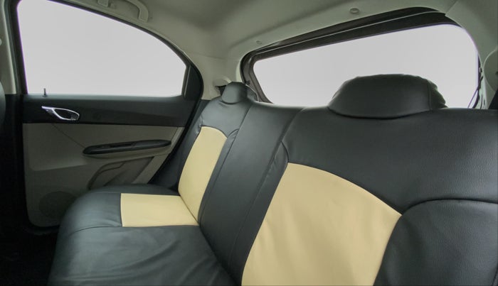 2016 Tata Tiago XZ 1.2 REVOTRON, Petrol, Manual, 43,518 km, Right Side Door Cabin View