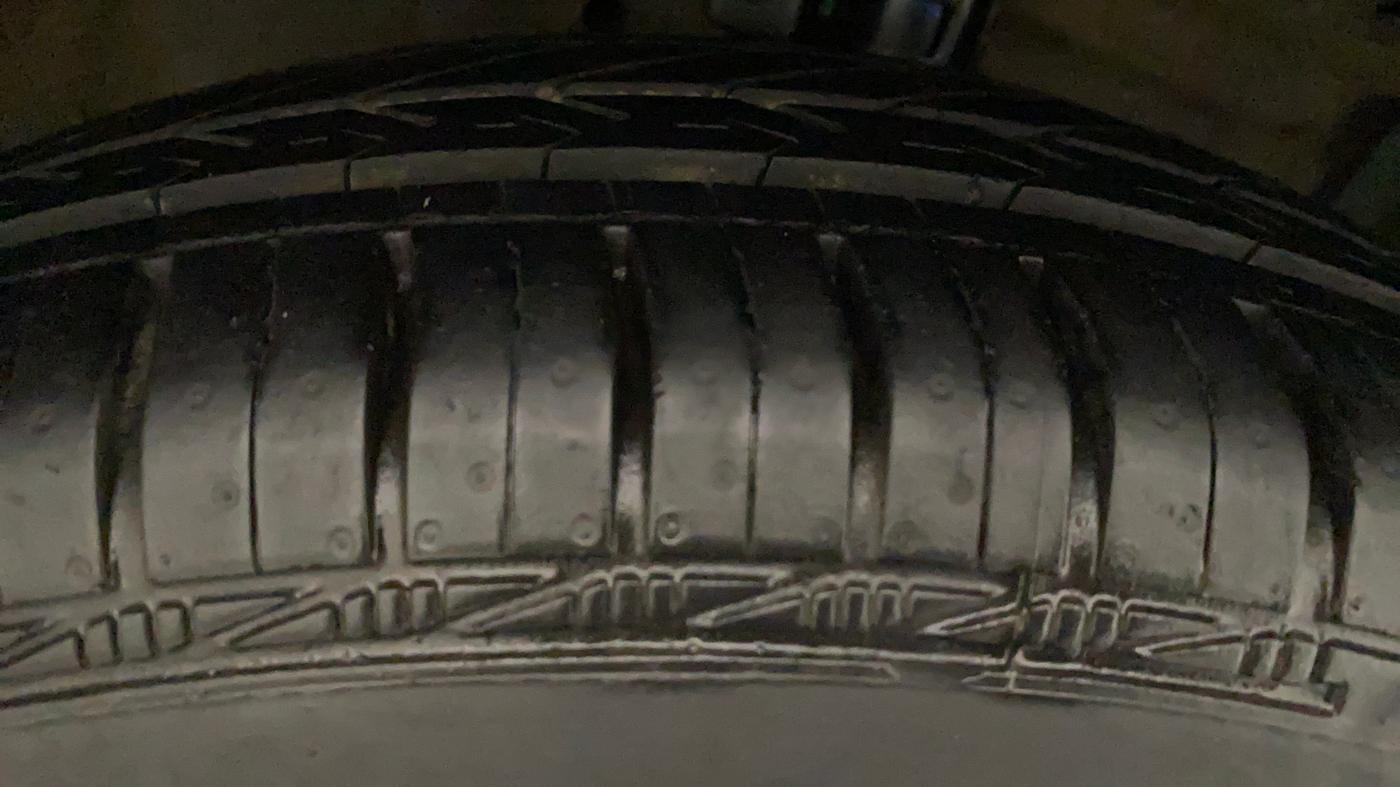 2012 Maruti Swift VXI, Petrol, Manual, 54,800 km, Right Rear Tyre Tread