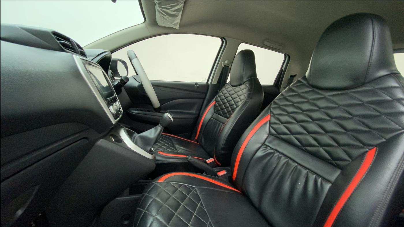 2018 Datsun Go T, Petrol, Manual, 17,384 km, Right Side Front Door Cabin
