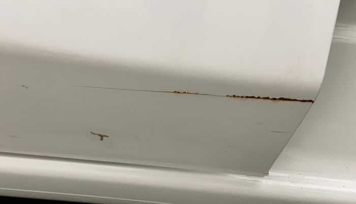 2018 Datsun Go T, Petrol, Manual, 17,384 km, Right rear door - Slightly rusted