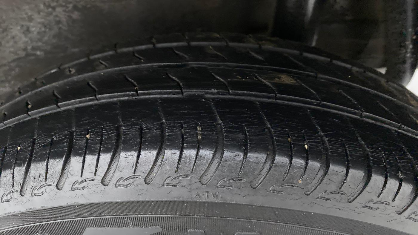 2019 Maruti S PRESSO VXI+, Petrol, Manual, 48,806 km, Left Rear Tyre Tread