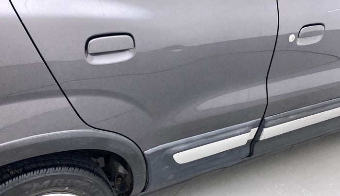 2019 Maruti S PRESSO VXI+, Petrol, Manual, 48,806 km, Right rear door - Minor scratches