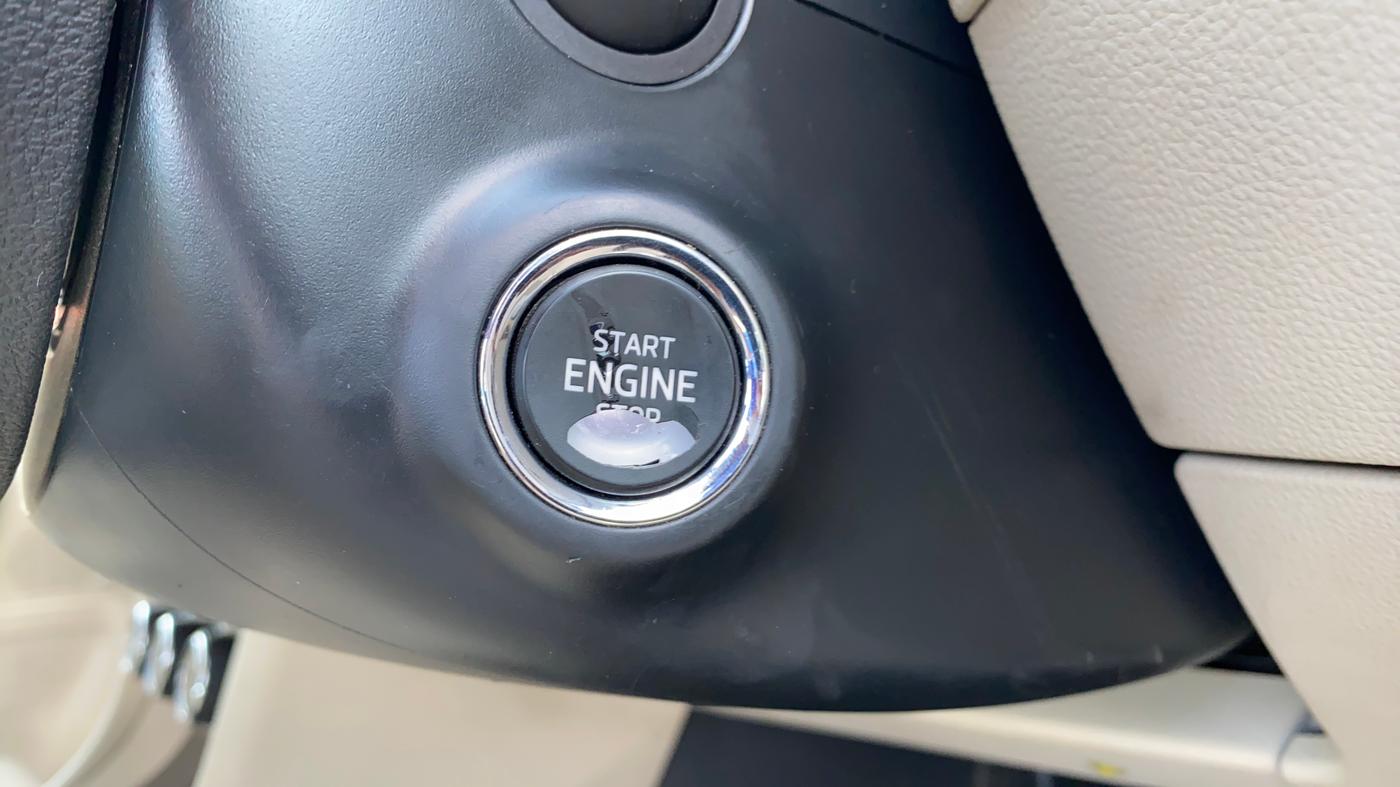 2018 Skoda Superb L&K 1.8 TSI AT, Petrol, Automatic, 82,371 km, Keyless Start/ Stop Button
