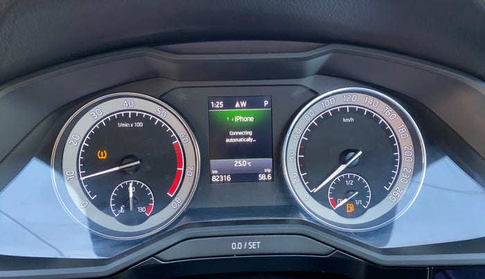 2018 Skoda Superb L&K 1.8 TSI AT, Petrol, Automatic, 82,308 km, Odometer Image
