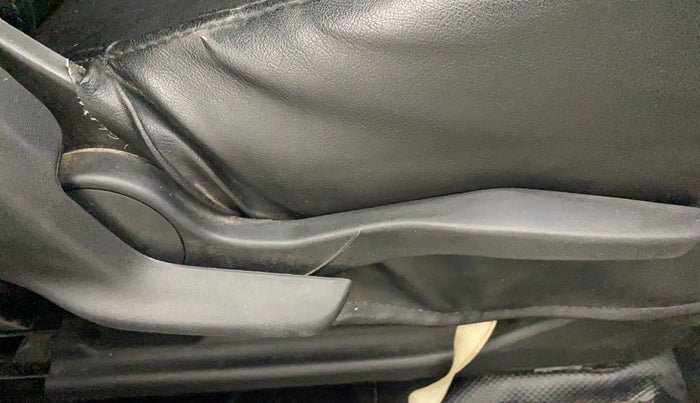 2018 Maruti Swift ZDI AMT, Diesel, Automatic, 98,077 km, Driver Side Adjustment Panel