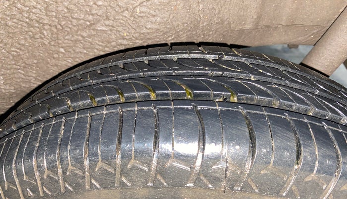 2014 Maruti Wagon R 1.0 LXI CNG, CNG, Manual, 51,234 km, Left Rear Tyre Tread