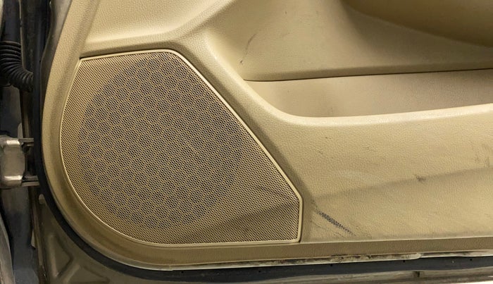 2011 Honda Accord 2.4L I-VTEC MT, Petrol, Manual, 1,03,505 km, Speaker