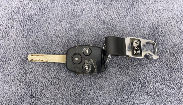 2011 Honda Accord 2.4L I-VTEC MT, Petrol, Manual, 1,03,505 km, Key Close Up